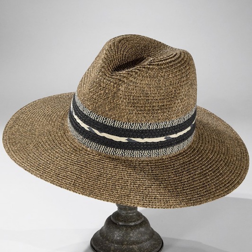 New boutique hat - Picture 4 of 4